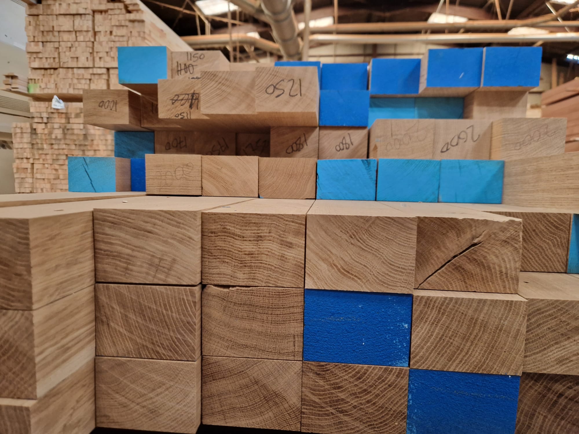 A Pack of Dressed Timber Moulded in the UK: Precision Craftsmanship and Quality Manufacturing